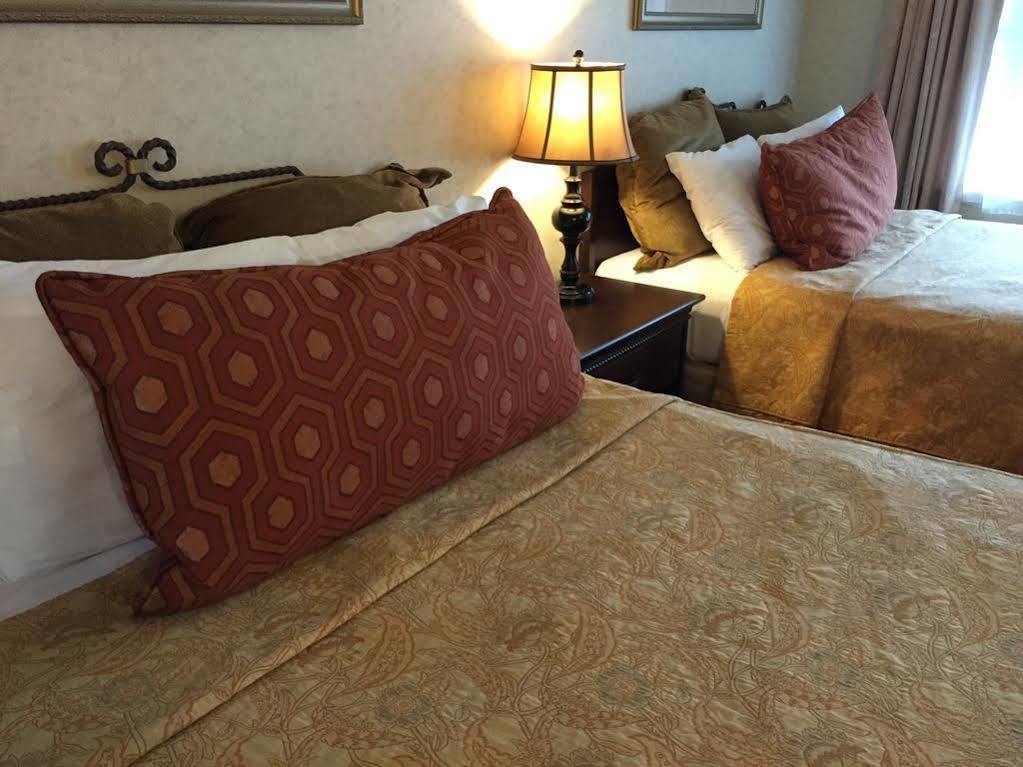 Casa Verde Inn Monterey Eksteriør billede